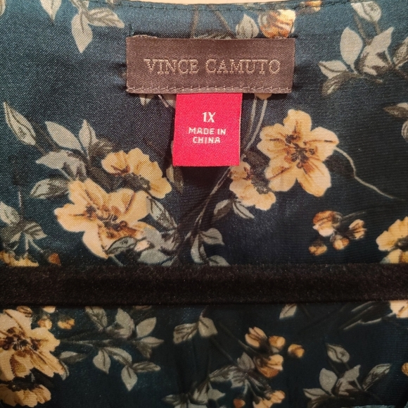 Vince Camuto Green Floral Satin V-Neck Layered Look Top Sz 1X Boho Romantic - Picture 2 of 6